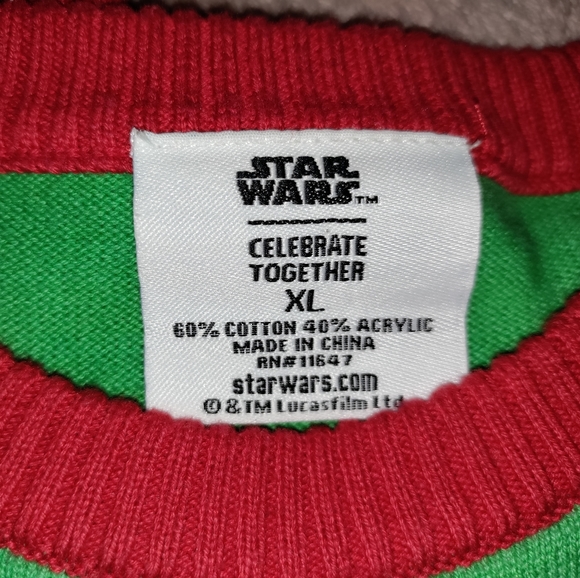 Star Wars | Yoda Mandalorian Red & Green Snowflake Christmas Sweater Size XL - Picture 4 of 14